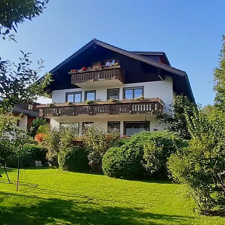 Ferienwohungen Familie Schroettle דירה