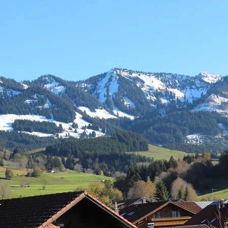 Ferienwohungen Familie Schroettle Apartment *