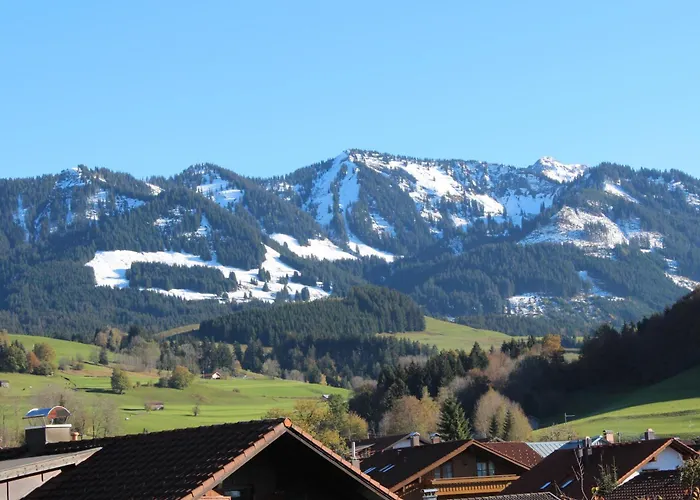Ferienwohungen Familie Schroettle 아파트 *